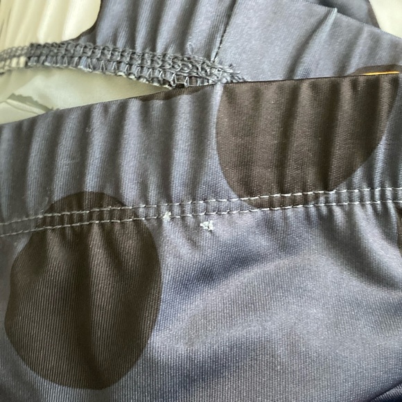 Disney Mickey Mouse Shook Body Parts Vintage Print Black Leggings XS NWT - Picture 4 of 6